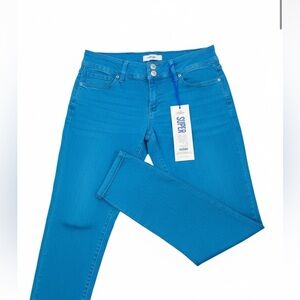 NWT Azure Sapphire Blue Super Soft Slim Ankle Denim Jeans Women’s Size 6